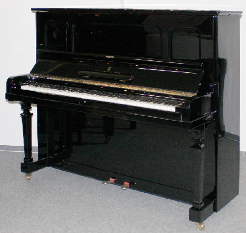 Klavier-Steinway-K-132-schwarz-271770-1-a