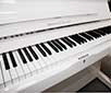 Klavier-Seiler-132-Nuance-weiß-Chrom-3-b